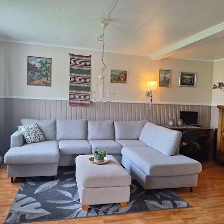 Privat Leilighet Pa Gard Med Badstue Og Nordlys Narvik Extérieur photo